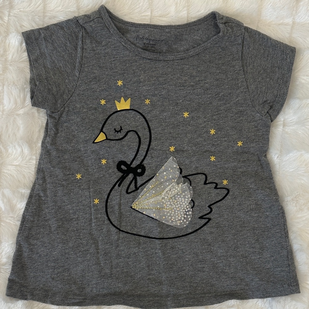 First Impressions Gray Swan Tee with Gold Details 18M